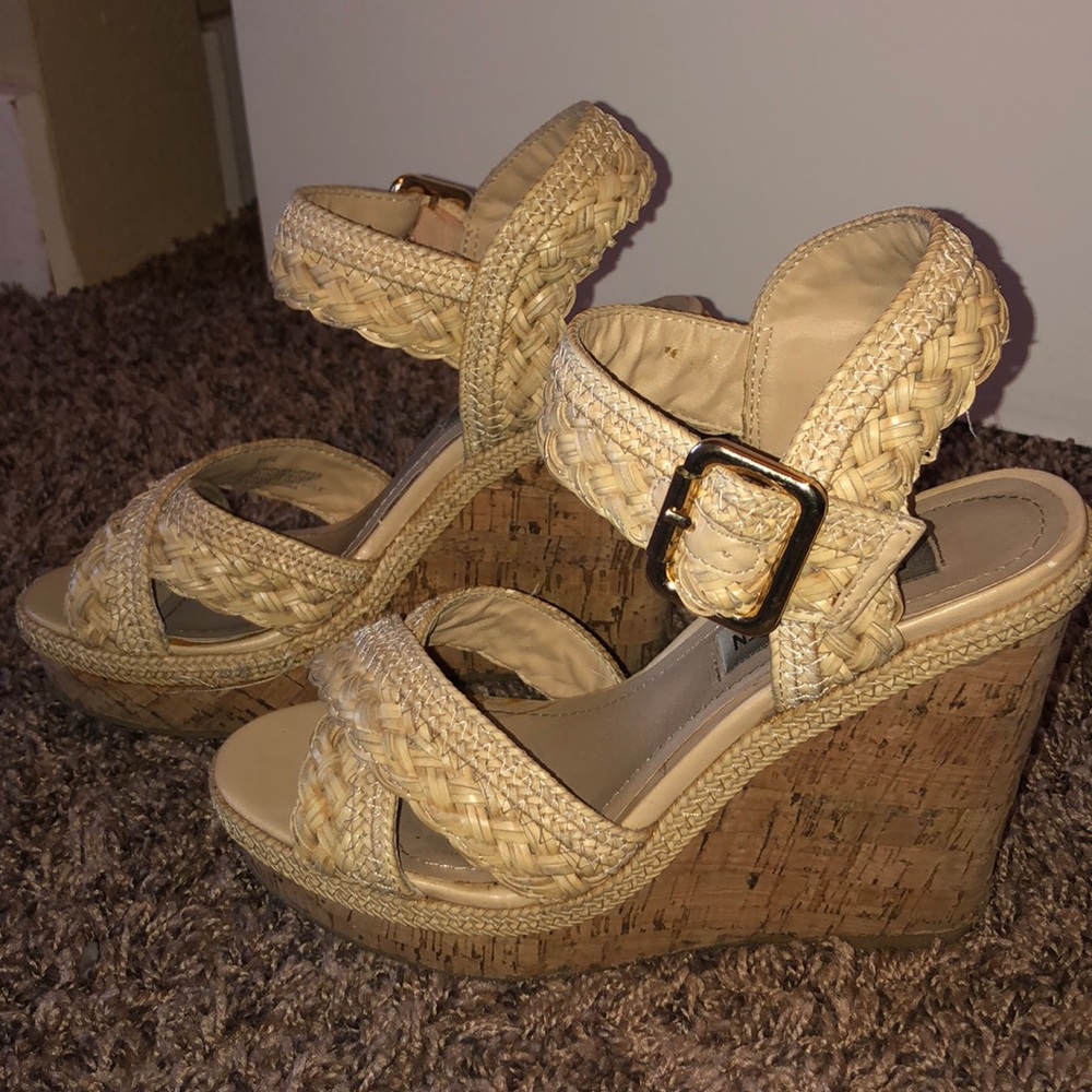 Steve Madden size 7 wedges. - Picture 2 of 2